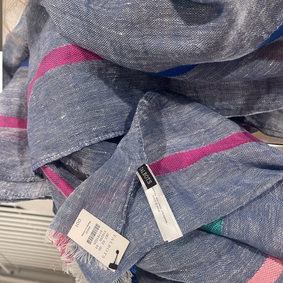 Talbots Scarf - Picture 2 of 2